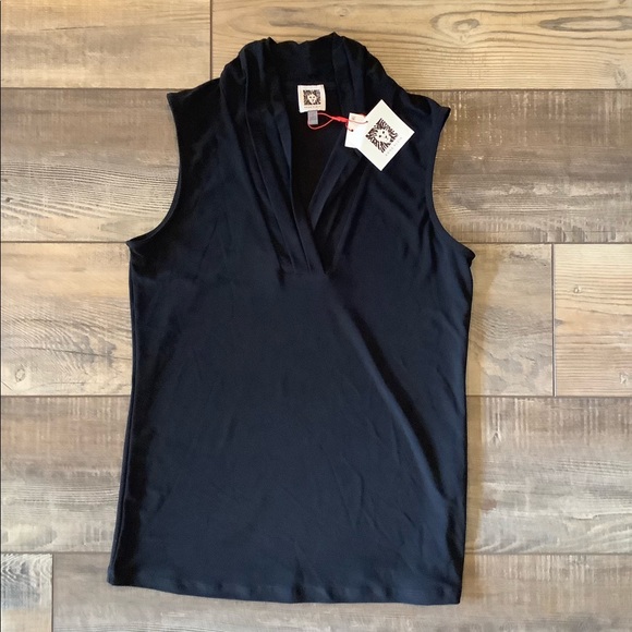 Anne Klein Snug Fitting Black V-neck Tank - Picture 3 of 5